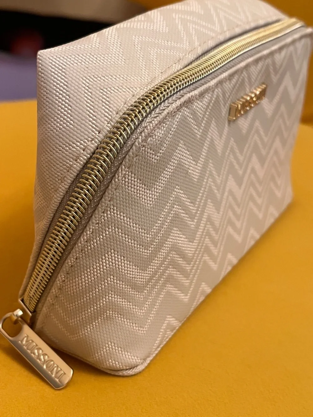Missoni for Delta Cream Cosmetic Bag Never Used
